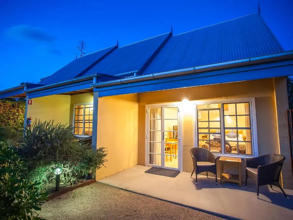 Vineyard Cottages Ballandean Hotel