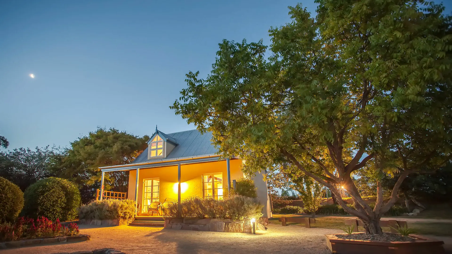 Vineyard Cottages Ballandean 4*,  Australia