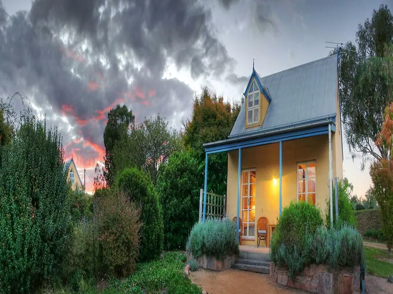 Vineyard Cottages Ballandean Hotel