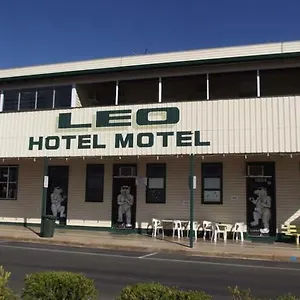 Leo Hotel